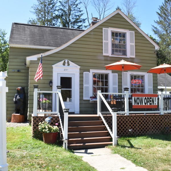 Photo of Bear Paw Gift Shop